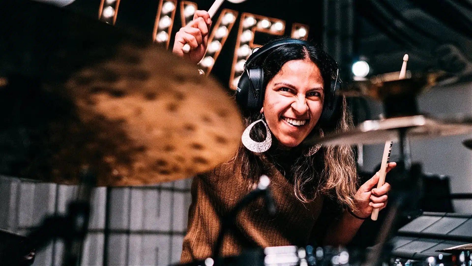 best female drummers, top female drummers, best women drummers, sarah thawer